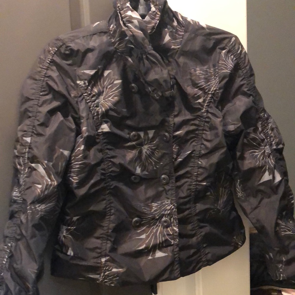 Lena Gabrielle ruched crop jacket size 14